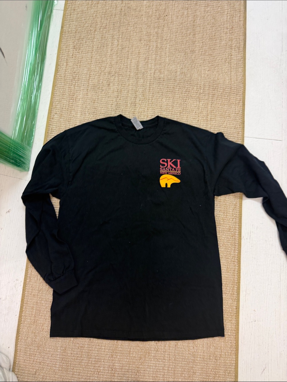 Black Long-Sleeve Tee